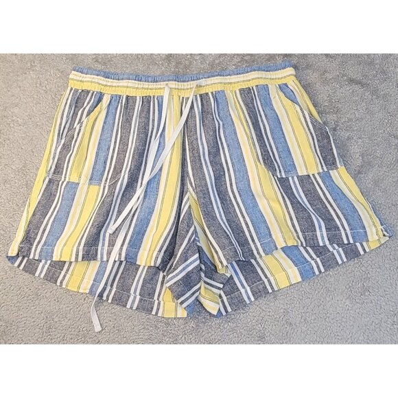 C. Est. 1946 Striped Pull-On Shorts. Size: 18/20W - Picture 1 of 14